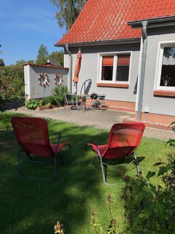 Ferienhaus Neumann - Ein Ganzes Haus Fuer Ihren Urlaub! Hessenburg Exterior foto